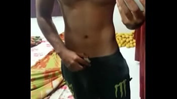 클로즈업 털이 무성한 수탉 게이 아시아인 포르노