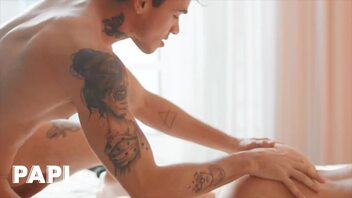 텀블러 게이 포르노