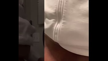 게이 항문 섹스를 준비하는 방법