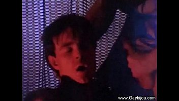 Ông già đồng tính tóc nóng bỏng juck off và kiêm