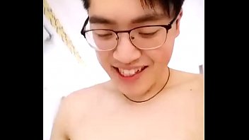 게이 십대 입으로 텀블러