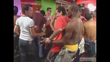 Đàn ông đồng tính da đen chết tiệt ở miami xxx