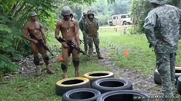 fellation gay d’un ouvrier de la construction poilu