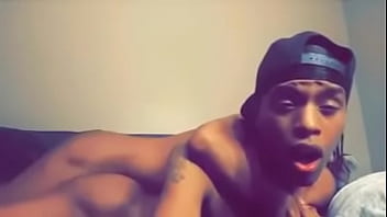 khiêu dâm twink đồng tính nam châu Á thập niên 80