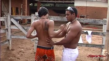 bromo đồng tính video khiêu dâm quan hệ tình dục qua đường hậu môn