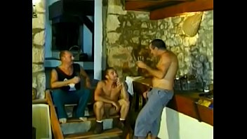 đồng tính nam châu á nắm tay khiêu dâm