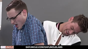 asia puncaki porno gay kaukasia