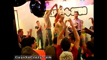Ông già đồng tính rác rưởi thổi kèn